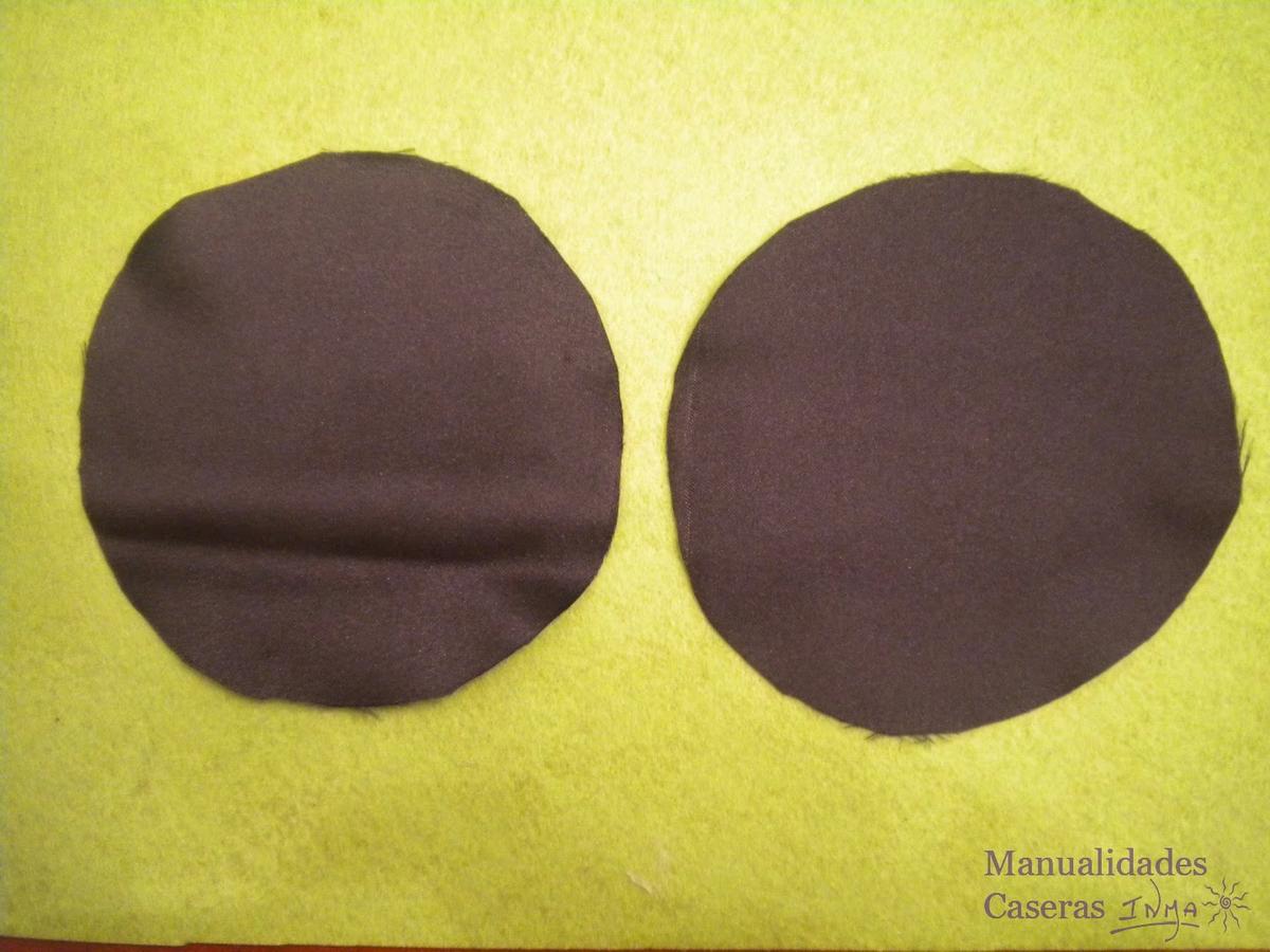 Manualidades Caseras Inma tela de forro negra para hacer un estuche auriculares