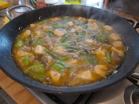 arroz-con-esparragos-setas-y-pollo