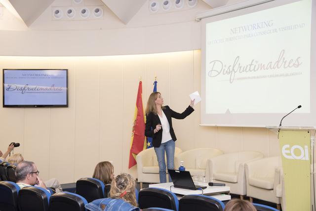  photo Conferencia Joanna Ferrero Be mum Networking 5_zpsrtww5d5b.jpg