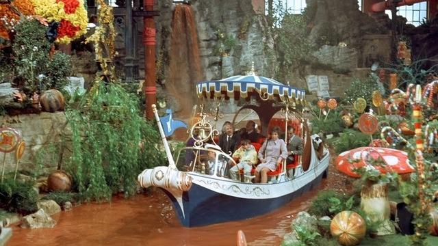  photo peliculas con caramelos pipi calzas largas y charlie y la fabrica de chocolate 2_zpsydw7cqtn.jpg