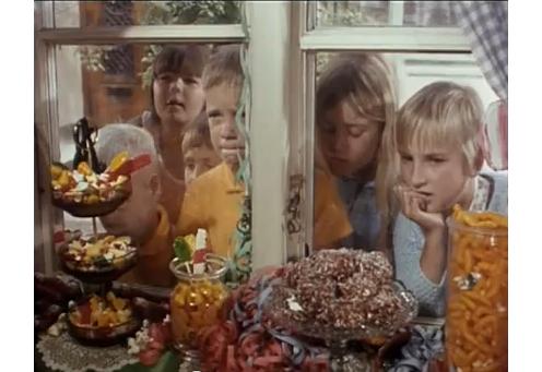  photo peliculas con caramelos pipi calzas largas y charlie y la fabrica de chocolate 4_zps6bkkuwzo.jpg