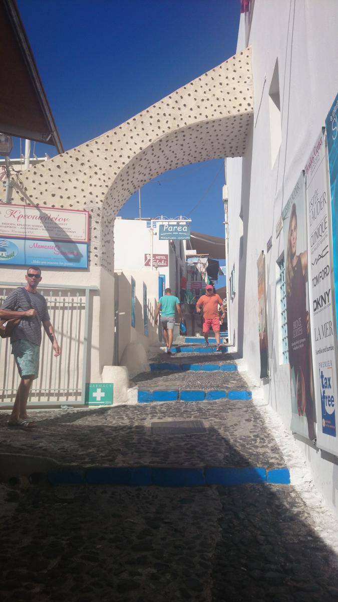 santorini-callesfira