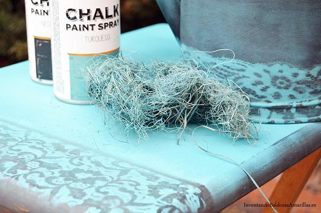 regadera vintage con pintura tiza en spray