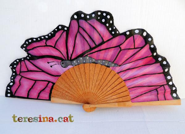 Abanico mariposa pintado a mano