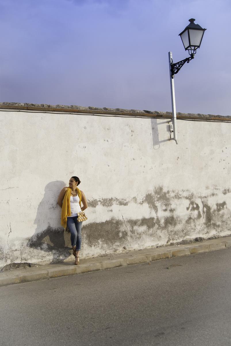 by la amiga de una amiga