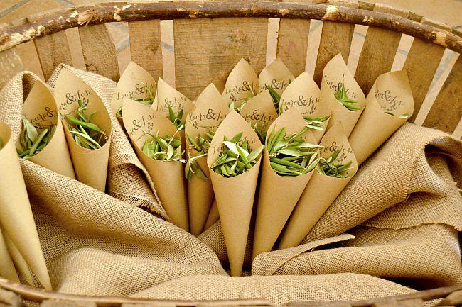 boda, wedding, bride, bridal, groom, party, celebration, congratulations, wedding dress, wedding cake, nupcial, olivo, cucuruchos