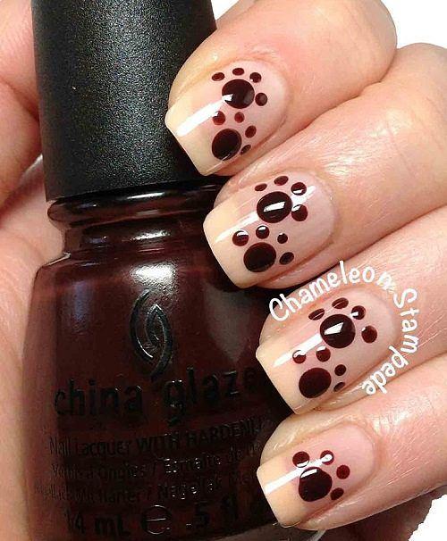 uñas naturales con huellas