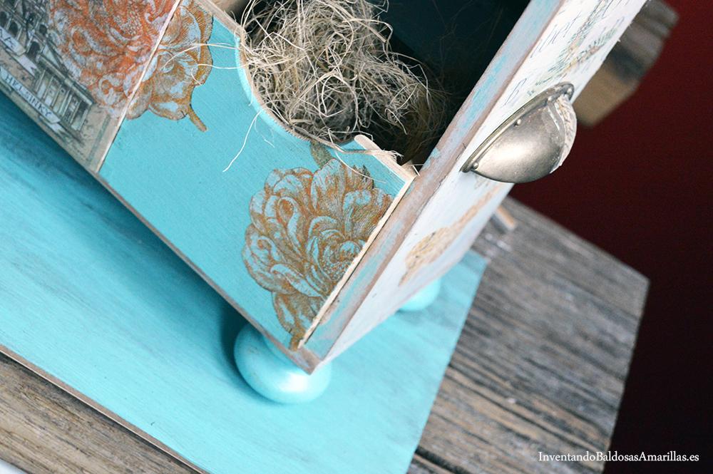 caja de vinos reciclada