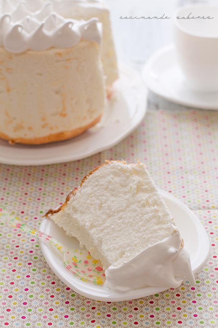 angel food cake sin gluten, corte