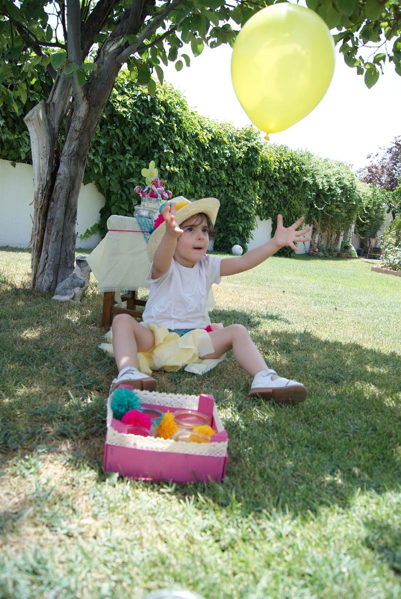 Mira ese globo.....bye,bye