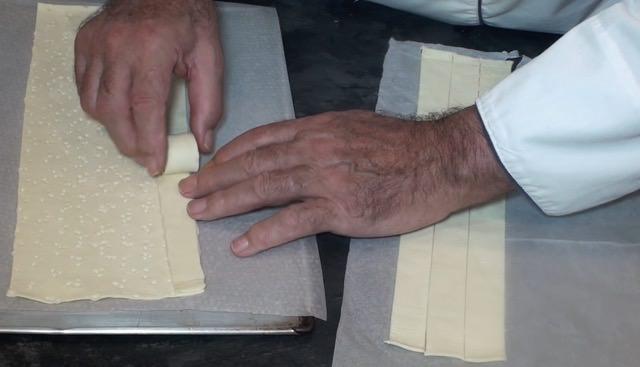 Tarta de Hojaldre con fresas y crema pastelera16_mini