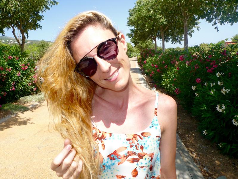 Simple Look For A Beach Day paula casielles livelove-polly