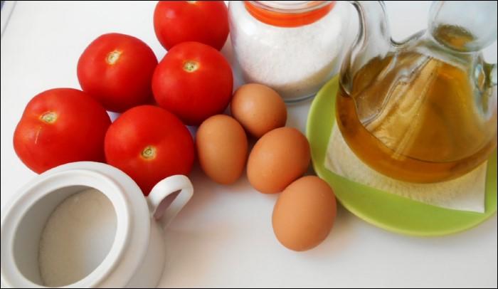 Revuelto-de-tomate-ingredientes