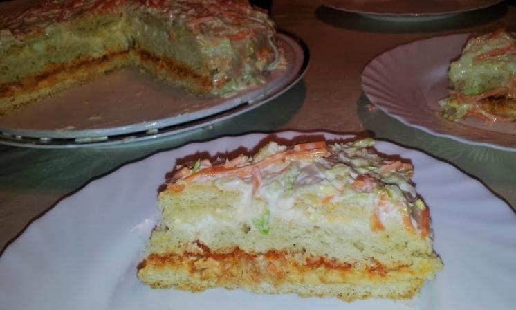 TARTA SALADA RELLENA DE ATÚN, HUEVO Y HORTALIZAS