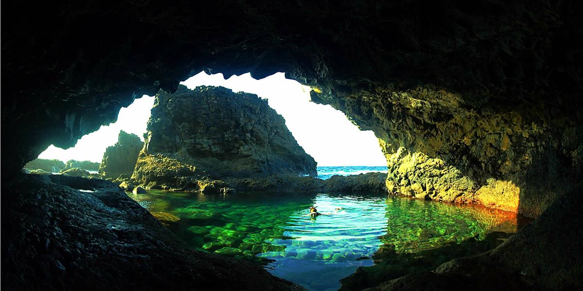 charco,azul,hierro,roca