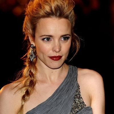 Cola a un lado, suelta