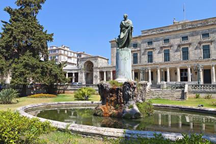 El palacio Británico en la isla de Corfú, Grecia