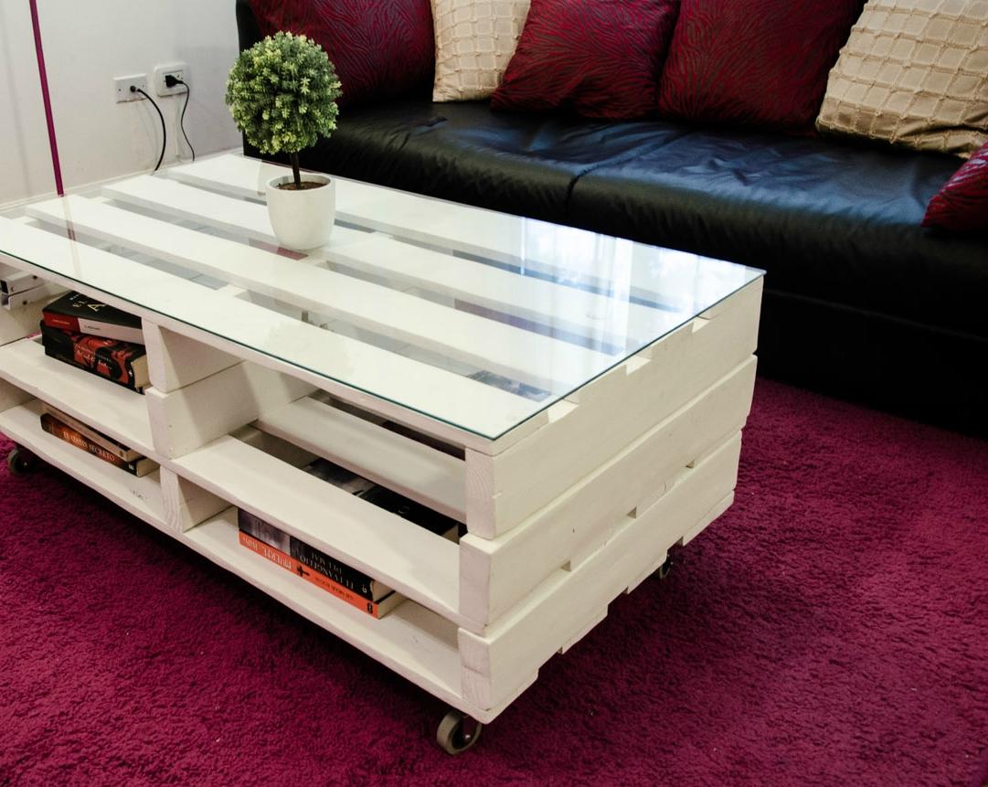 Cómo hacer una mesa elevable con palets