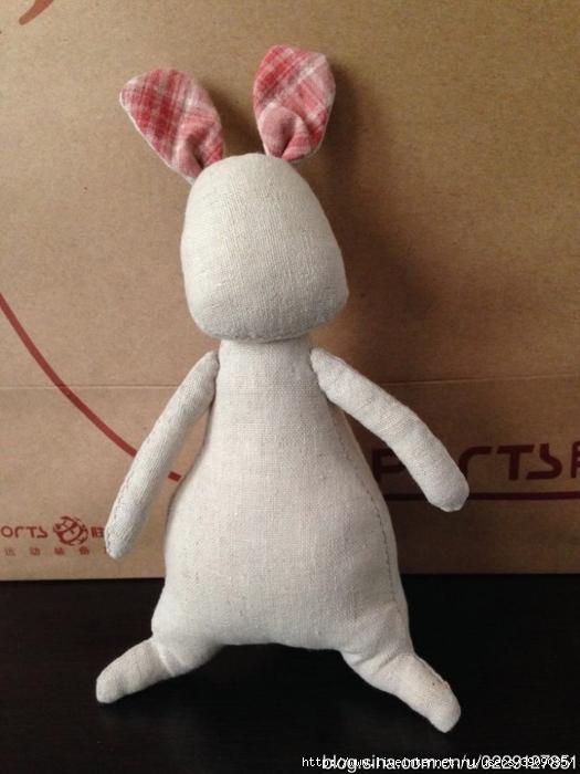 conejo divertido de tela 8