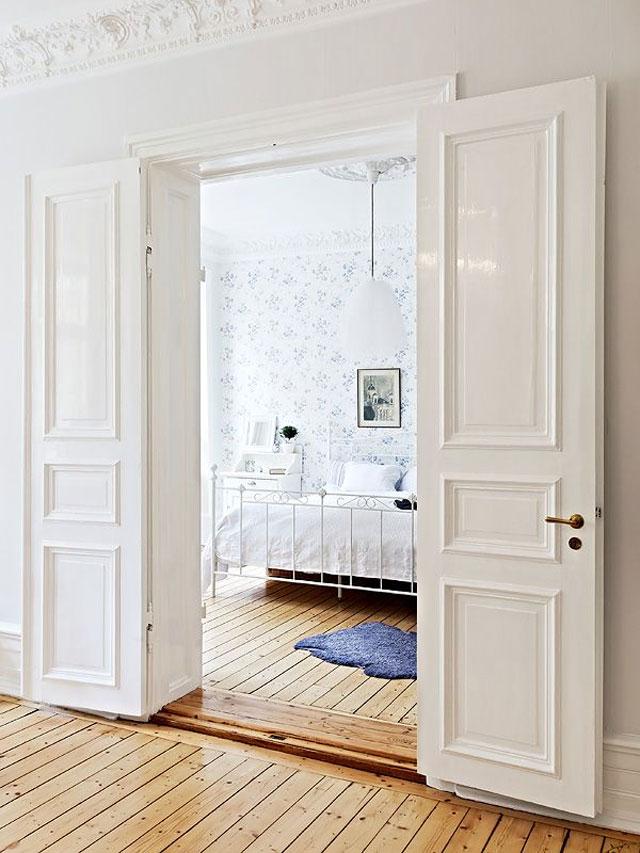 White_Doors_10