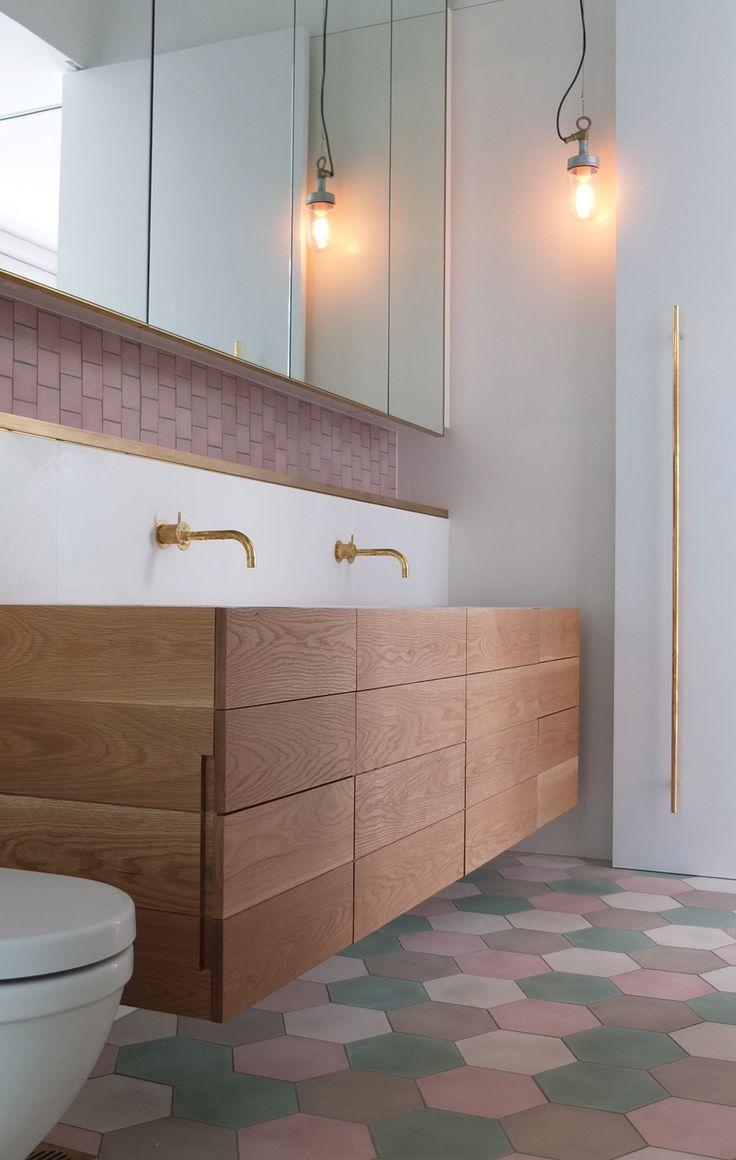 e28a296da71eb797d4c6de497d01753c