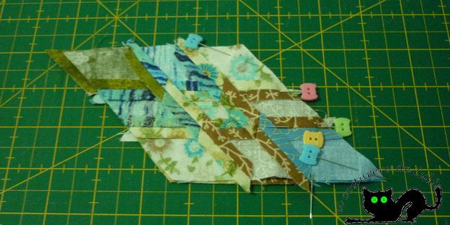 Sujetamos con alfileres todas las uniones para que no se nos mueva