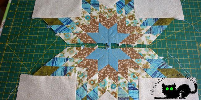 Rellena toda la parte exterior de las dos mitades