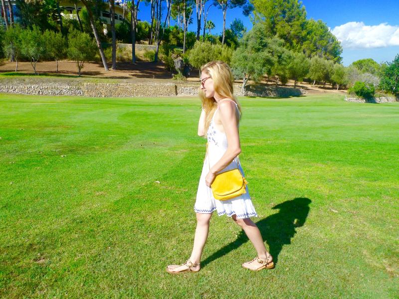 Asos White Dress paula casielles. livelove-polly j