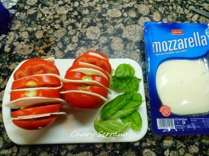 TOMATES AL ESTILO CAPRESE