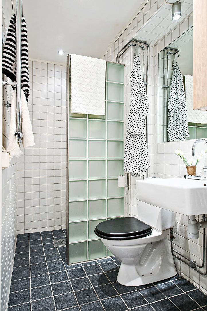 Paredes con texturas: Un dormitorio que aporta calidez y estilo.