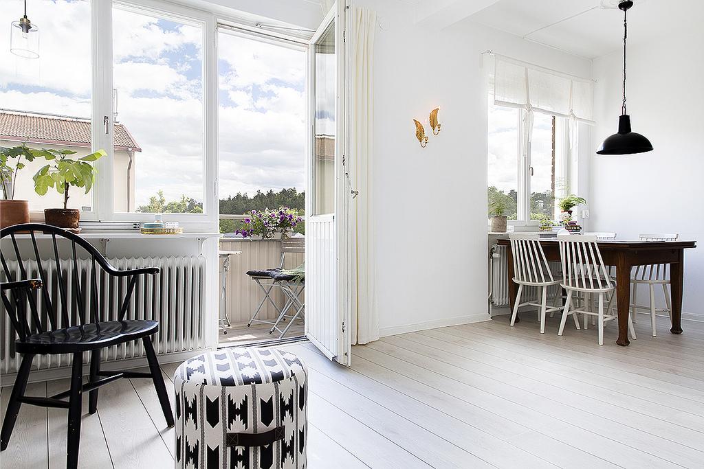 07-living-room-furniture