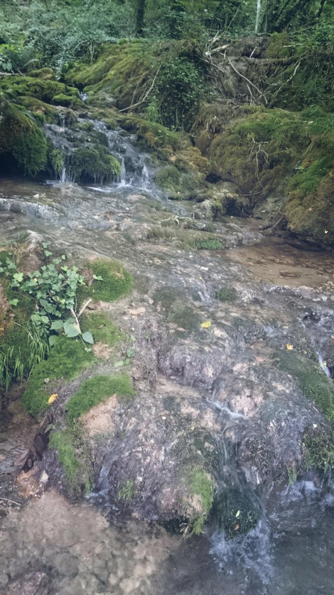 nacederodelurederra-cascada