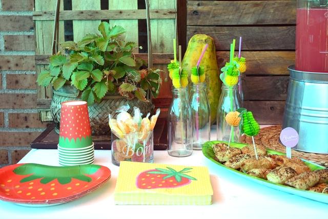  photo Fiesta frutas verano en terraza 1 antildeo 2 - copia_zps23twjfhu.jpg