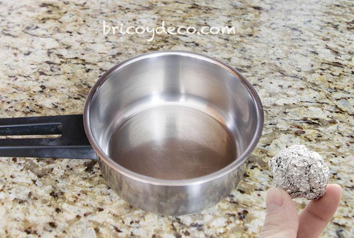 limpiar-una-olla-quemada