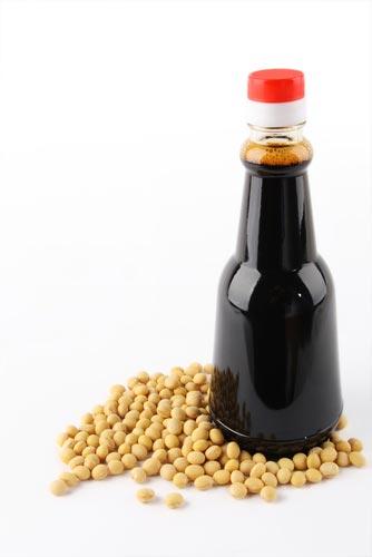 Condimentos_esenciales_en_tu_cocina_salsa_de_soya