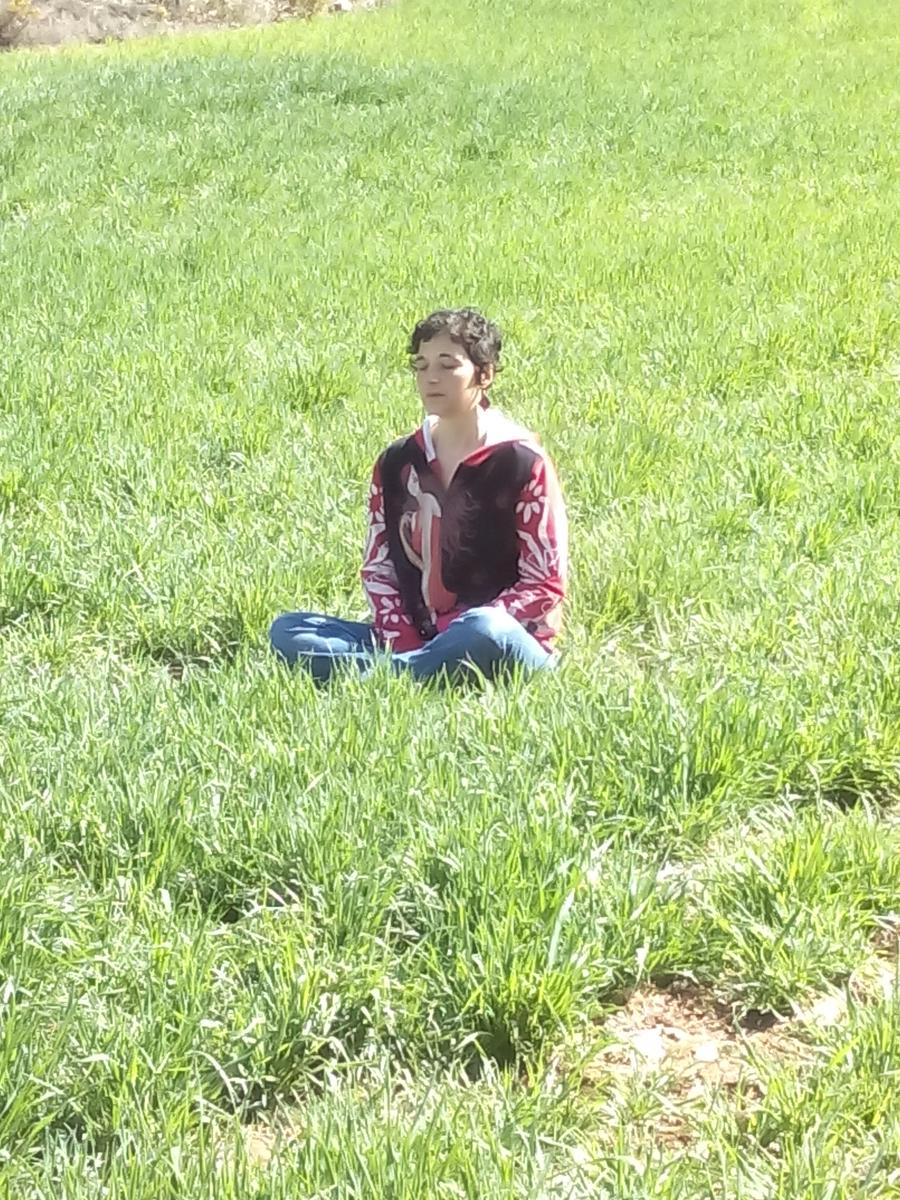 Mentxu da Vinci meditando