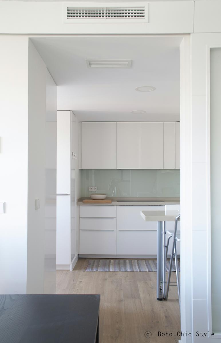 Antes y después de una cocina: ¡Más espacio, más iluminación y más acogedora!