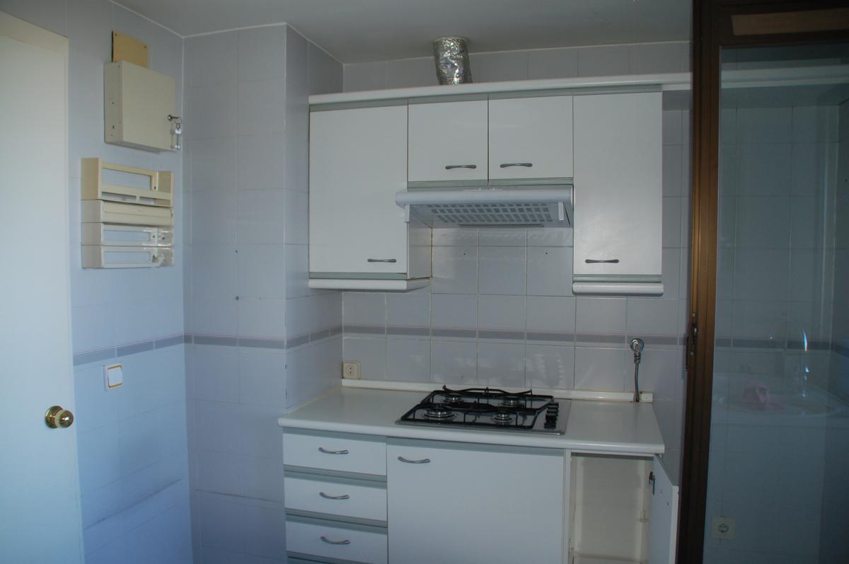 Antes y después de una cocina: ¡Más espacio, más iluminación y más acogedora!