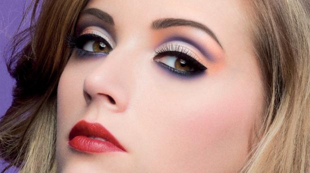 maquillaje de año nuevo, como maquillarme, paso a paso, maquillaje de ojos, como maquillarme, como maquillarme los ojos, sombras, sombras de ojos, maquillaje de ojos, como maquillarme los ojos, maquillaje de ojos, maquillaje para ojos, look de verano, maquillaje, verano