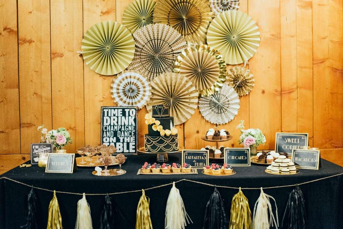 Cumpleaños original años 20 - Decoración de fiestas en All Lovely Party