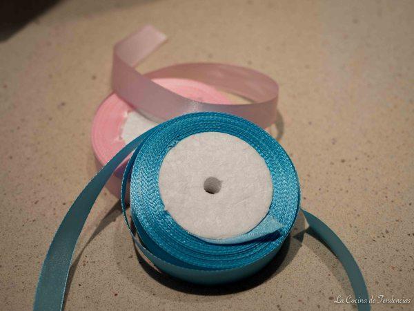 tarta de kit kat y lacasitos