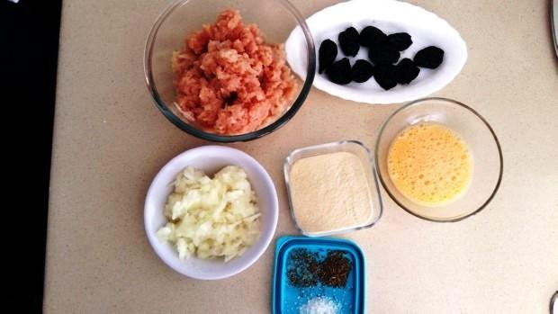 Albóndigas-rellenas-de-ciruelas-ingredientes
