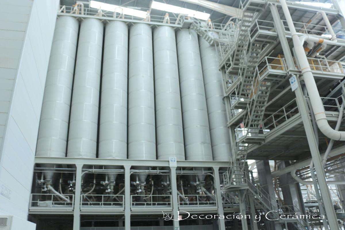 proceso de produccion de azulejo silos