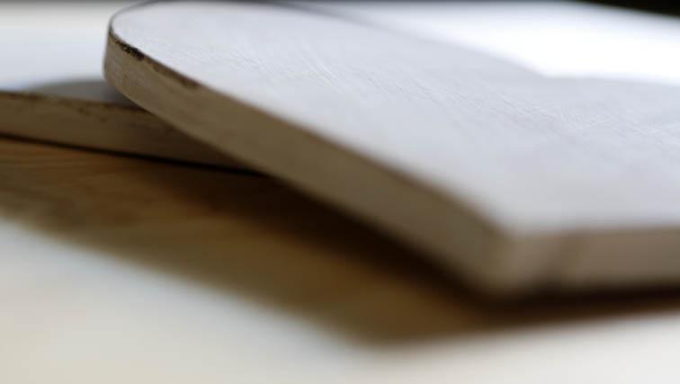 Corazones de madera para boda 16