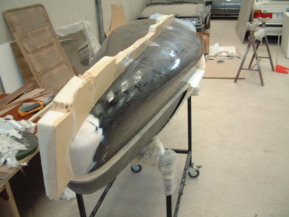 Partición, y aplicación de la cera desmoldeante