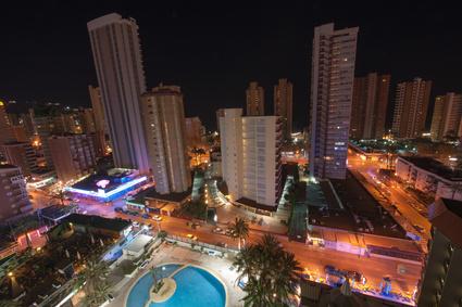 Vista de Benidorm por la noche