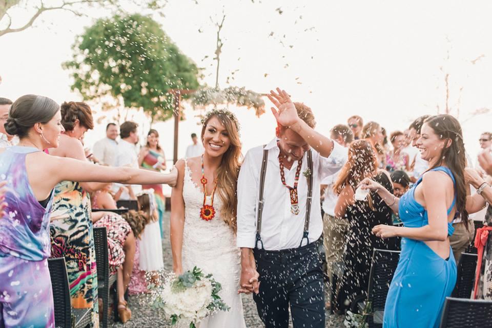 lugares-bodas-playa-costa-rica-noviatica-revista-bodas-novias-viviana-vieto-fotografos-de-bodas-1