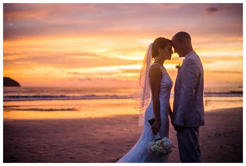 discovery-beach-house-madison-baltodano-beach-weddings-houses-photographer-costa-rica-bodas-de-playa-1