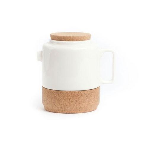 http://i1.wp.com/novenoce.es/wp-content/uploads/2015/09/tetera-ceramica-corcho-diseno-nordico-the-whistler-alma-gemea.jpg?w=1080