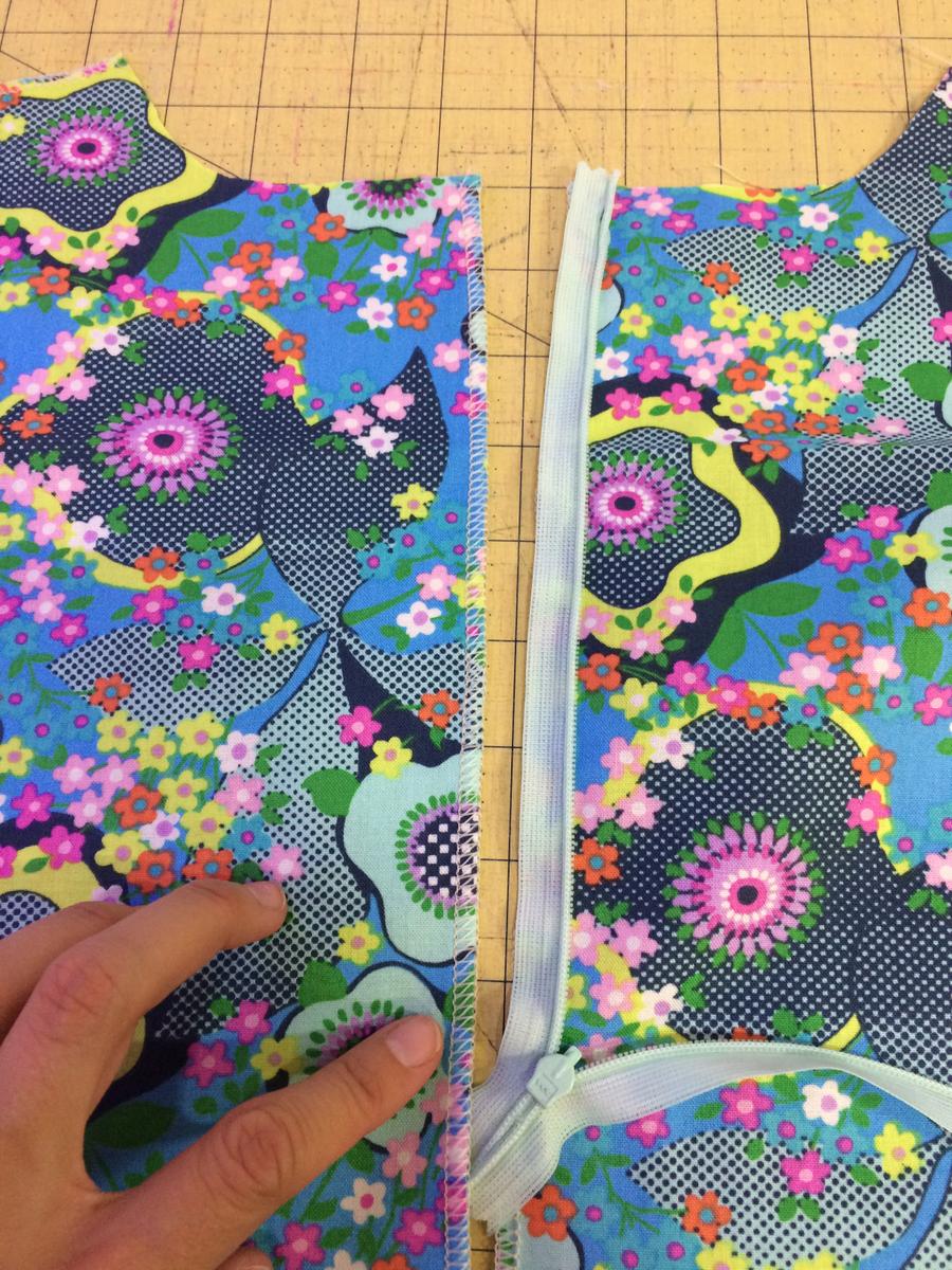 GeeThings-vestido retro-3